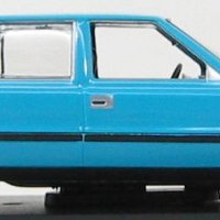 FSO Polonez 1978 - мащаб 1:43 на IST Models моделът е нов в PVC дисплей-кейс, снимка 3 - Колекции - 33065458