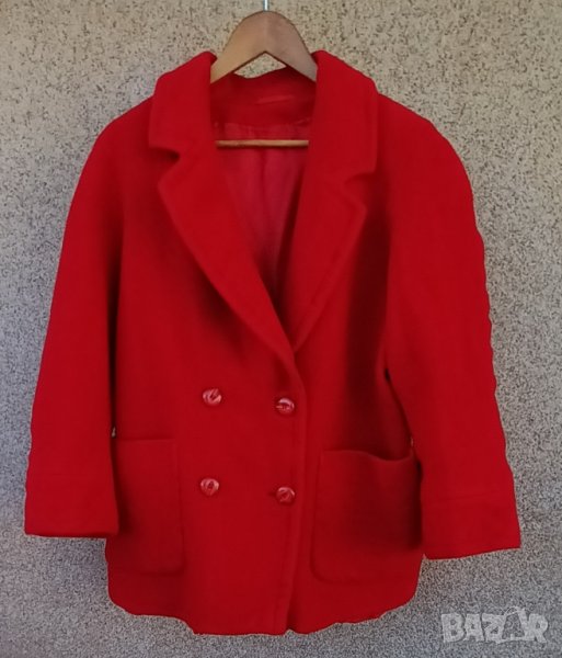Червено вълнено късо палтенце., снимка 1