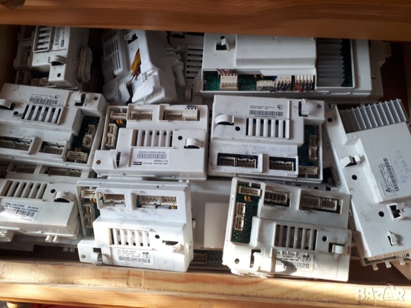 Продавам платки и програматори за перални от различни марки и модели  от 30 до 120лв, снимка 1