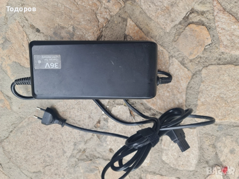 Зарядно устройство NKJ064A за електрически велосипед колело Flyer Panasonic Next generation 36 v, снимка 1