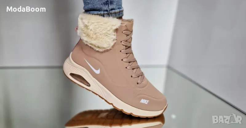 Nike дамски боти , снимка 1
