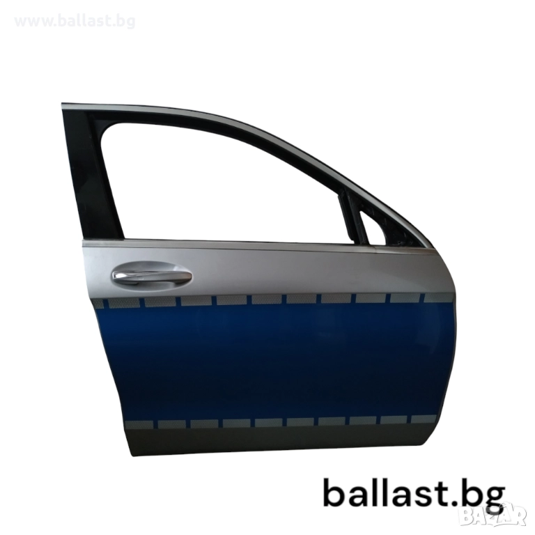 Врата предна дясна A2537200405 GLC W253, снимка 1