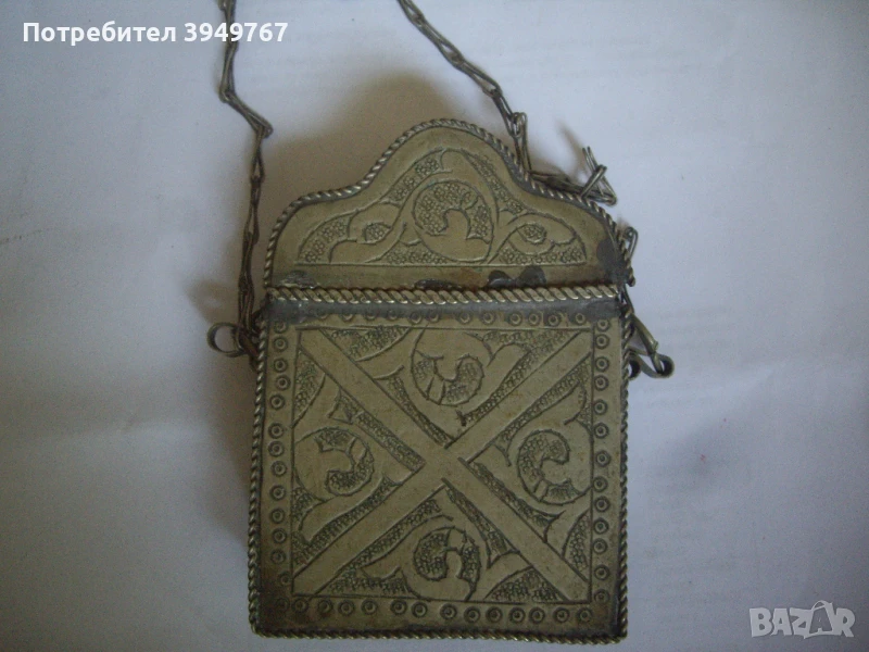 Отлично запазена стара и красива барутница., снимка 1