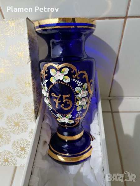 Синя ваза , снимка 1