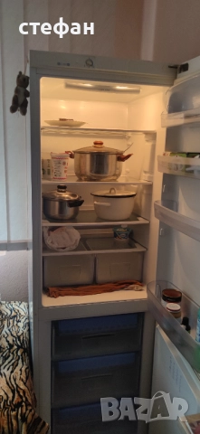 Хладилник , снимка 2 - Хладилници - 52660364