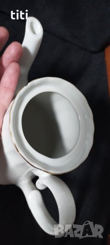 Порцеланов чайник декор "разцъфнал клон", снимка 2 - Аксесоари за кухня - 33419661