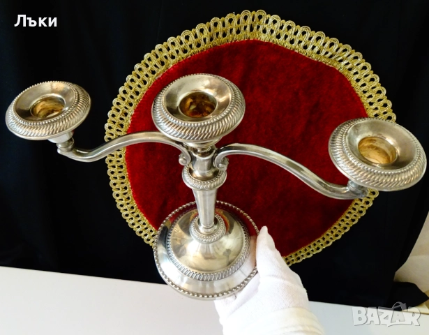 Посребрен троен свещник,свещник тройка,релеф. , снимка 3 - Антикварни и старинни предмети - 51500863