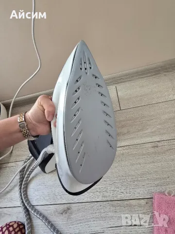 Парна станция за гладене Philips HI5918, снимка 8 - Ютии - 47446963