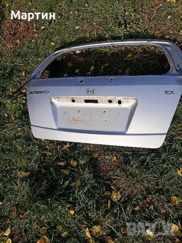 Заден капак ( необорудван ) + амортисьорите на задното стъкло за Киа Соренто , снимка 5 - Части - 47883251
