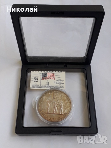 масивен плакет посветен на 11.09.2001г. - удара на "Кулите близнаци" в стилна кутия., снимка 4 - Колекции - 52646967