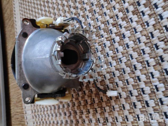 Xenon фарове на части и кабели, снимка 11 - Части - 27392654