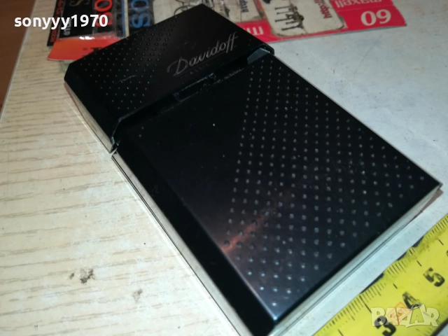 DAVIDOFF-МЕТАЛНА ТАБАКЕРА 2109251901, снимка 2 - Колекции - 51788595