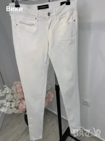 Бял панталон на Guess размер 26, снимка 8 - Панталони - 50085706