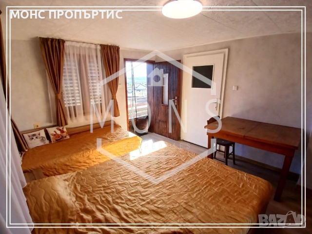 Двуетажна вила с панорамна гледка в близост до "Лозарска среща", м. Крушевски баир, гр. Севлиево., снимка 3 - Къщи - 52213386