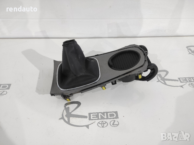 Панел маншон за скоростен лост с cupholder Toyota Avensis T27 2009-2012 58805-05080