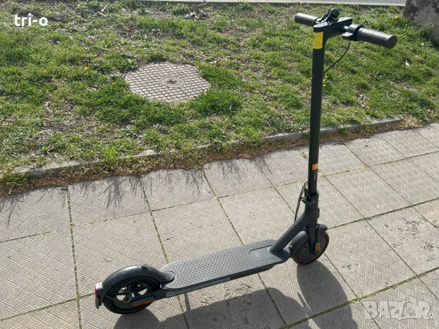 Електрическа тротинетка Xiaomi Mi Electric Scooter Pro 2