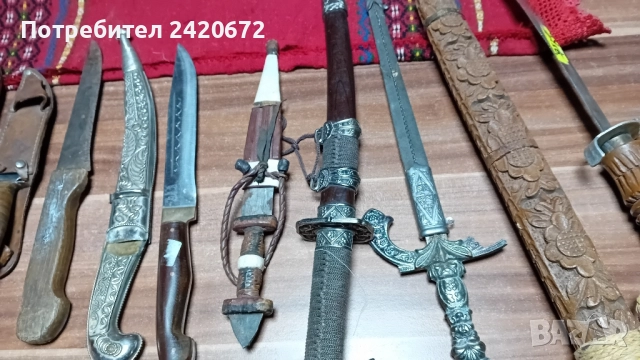 ловни,ковани ками ,ханджари,кумая,ножове