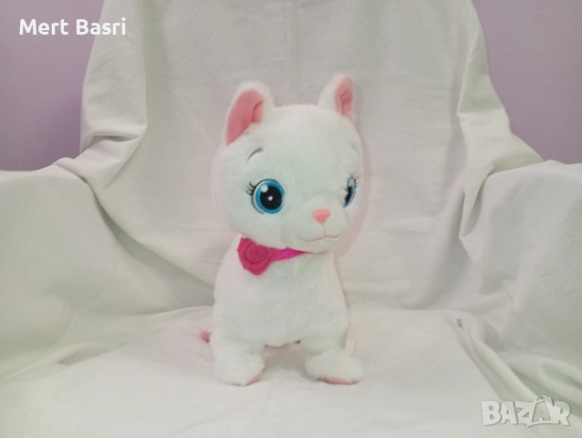 интерактивна котка