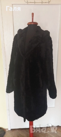 Черно пухено палто размер М/Л, снимка 4 - Палта, манта - 52127160
