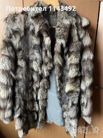 Палто от лисица, снимка 3 - Палта, манта - 48643710