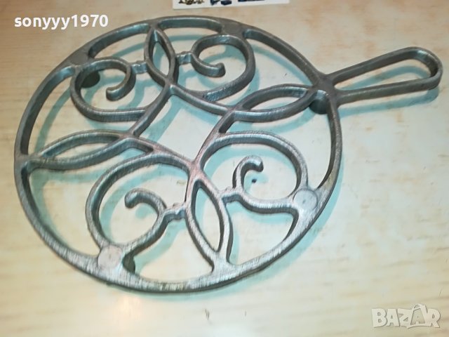 РЕТРО ПОСТАВКА-АЛУМИНИЕВА 0609221639, снимка 4 - Антикварни и старинни предмети - 37918631