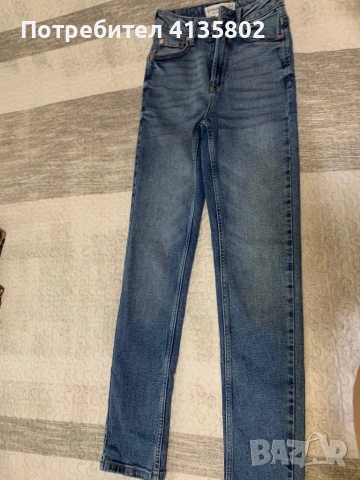 Чисто нови дънки stradivarius, снимка 3 - Дънки - 51806533