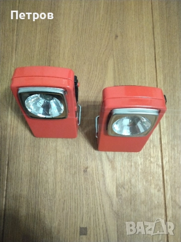 Продавам 2 броя нови метални фенерчета, които работят с плоска батерия 4,5 V. за 20 лв. , снимка 3 - Други - 52336679