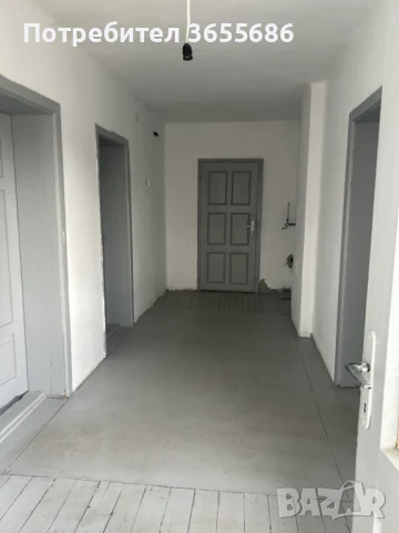 Продава се къща на центъра на две могили, снимка 6 - Къщи - 51012420