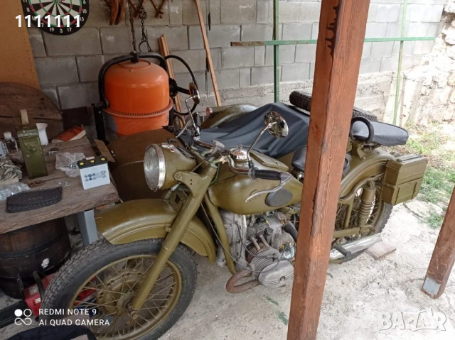 Урал 650 и картечница Брен 1937г.