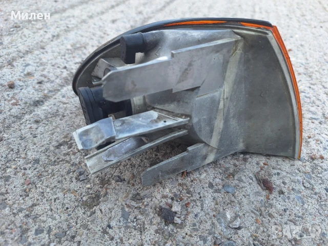 Ляв Мигач BOSCH За BMW E46 1998-2001 Година БМВ Е46 , снимка 2 - Части - 50785503