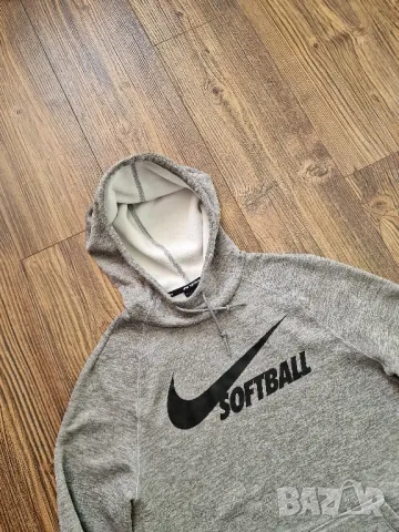 Страхотен мъжки суитчър NIKE размер S , снимка 3 - Суичъри - 48843207