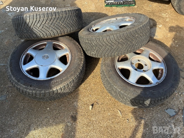 Гуми - всесезонни 205х65х15 DOT 2224, снимка 3 - Гуми и джанти - 52405655