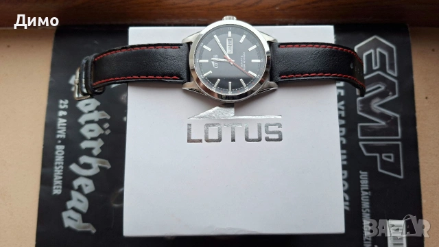 Ръчен часовник Lotus с верижка от естествена кожа