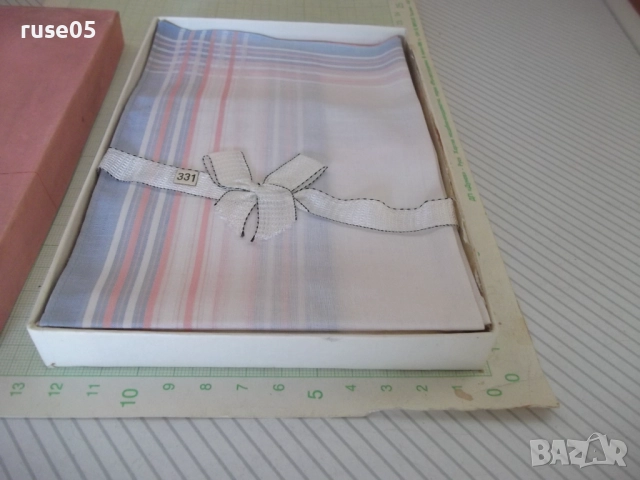 Комплект "Carmen" памучни дамски носни кърпички в кутия, снимка 2 - Други - 51787270