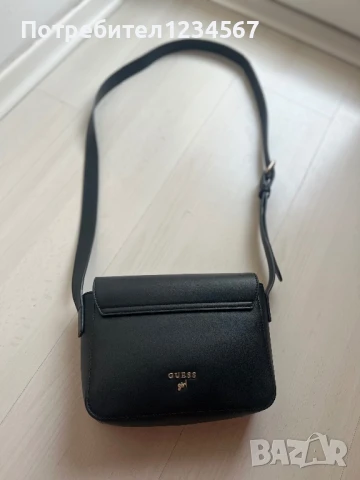 Оригинална нова чанта Guess, снимка 2 - Чанти - 51320572