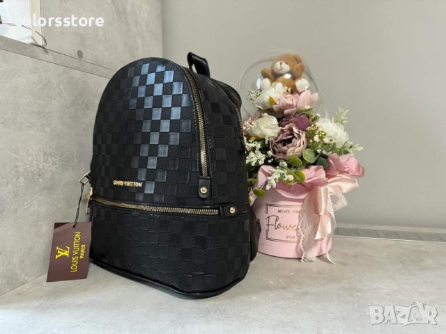 Дамска Черна раница Louis Vuitton код SS230, снимка 4 - Раници - 34726446