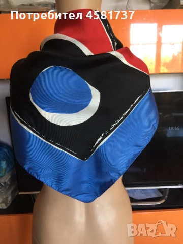 Копринен шал с десен репродукция на картина на César Manrique, снимка 10 - Шалове - 51759046