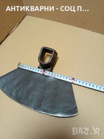 Соц Стара Ръчно Кована Мотика Чапа Номер 5. Тегло 1.200кг., снимка 12 - Антикварни и старинни предмети - 50704706