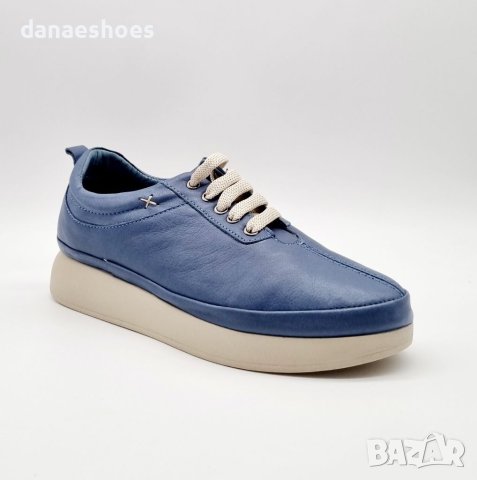 Дамски спортни обувки от естествена кожа в синьо , снимка 1 - Дамски ежедневни обувки - 40461285