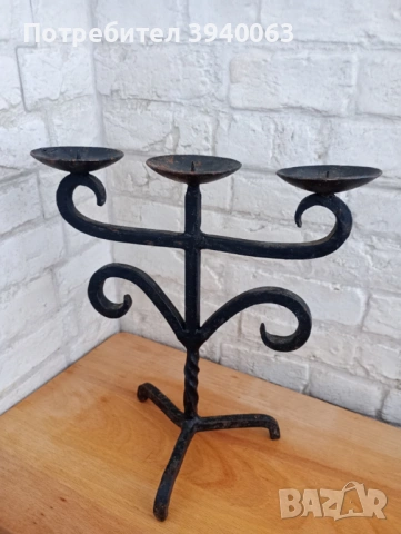 Стар свещник от ковано желязо, снимка 2 - Други ценни предмети - 53207803