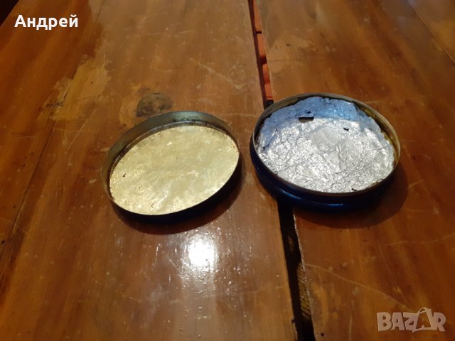 Стара кутия Крем Нивеа,Krem Nivea, снимка 3 - Други ценни предмети - 27939940