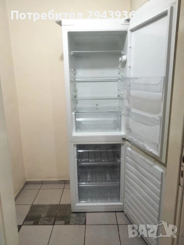 Хладилник Whirlpool, снимка 3 - Хладилници - 53121738