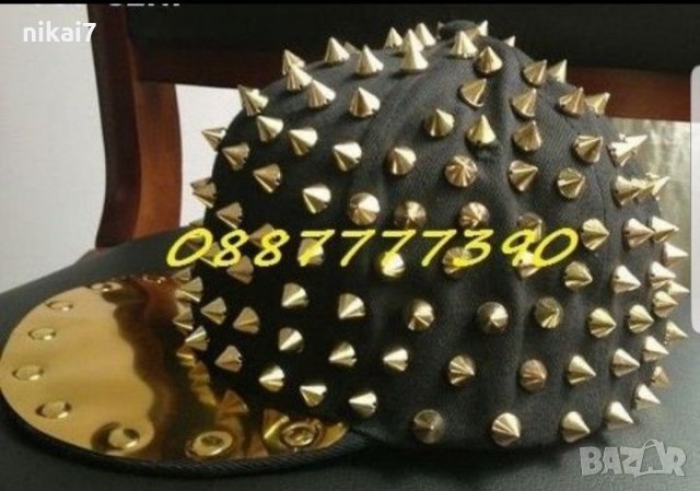 ново рапърска парти шапка с значки и шипове том модел , снимка 4 - Шапки - 27206156