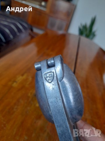 Стар кухненски инструмент,преса,форма, снимка 4 - Други ценни предмети - 38076961