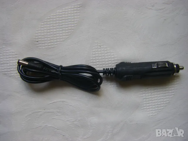 Зарядно за запалка на кола 12 V с дебел жак 5.5мм - за фенер, челник и др.