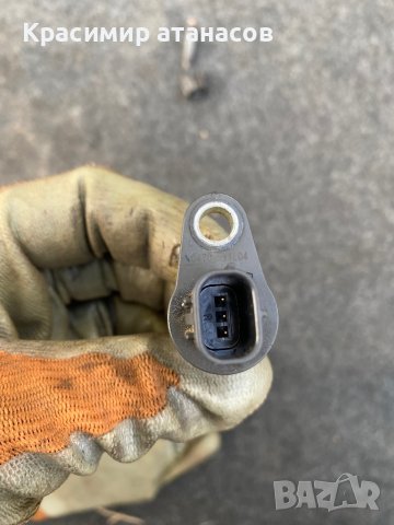 Датчик колянов вал за Тойота Аурис.0470 11L04, снимка 2 - Части - 44119074