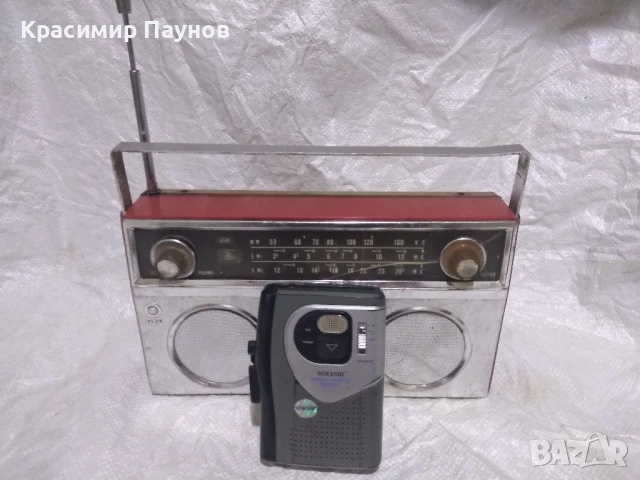 Радио ,,SHARP ,,и записващ уокмен ,,SONASHI,, made in Japan.,, За части . Двете за 40 лв., снимка 6 - Радиокасетофони, транзистори - 50564736