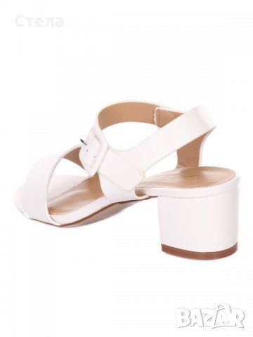 Дамски сандали, нови, с кутия, бели, снимка 5 - Сандали - 28819071
