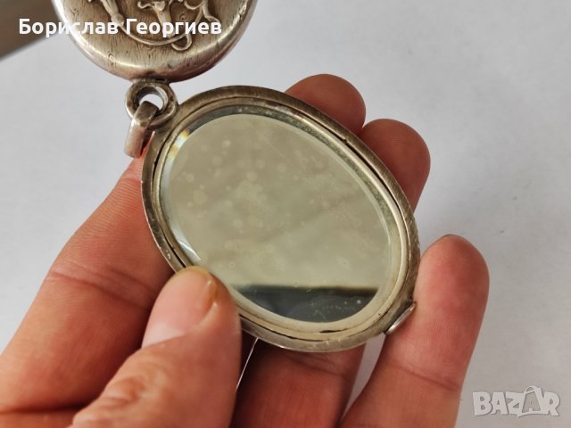 Стар Сребърен медальон с две огледала, снимка 5 - Колиета, медальони, синджири - 43282827