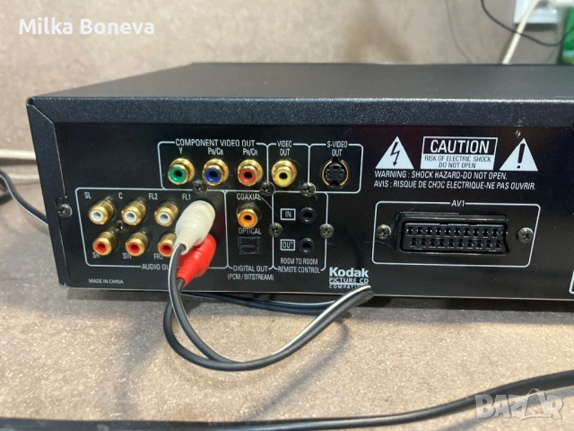 Denon DVD 2200, снимка 8 - Плейъри, домашно кино, прожектори - 53253091